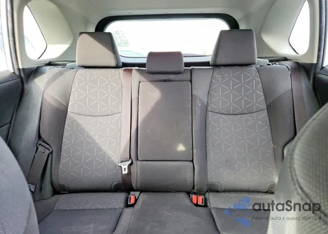 2019 Toyota Rav4 Xle z USA, uszkodzony, nr VIN JTMW1RFV1KD516412